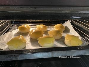 Hong Kong Pineapple Bun