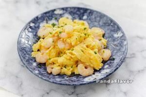 Scrambled Eggs with Shrimp