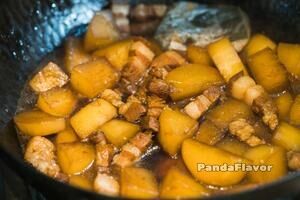 Braised Pork with Radish
